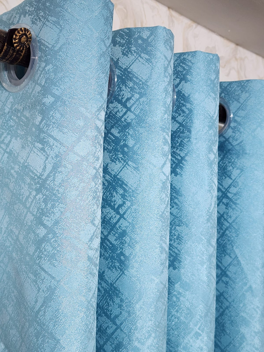 Icy Elegance X